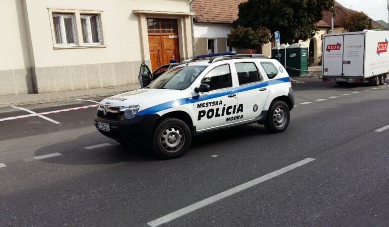 Újabb köztisztviselőket vett őrizetbe a szlovák rendőrség különleges egysége