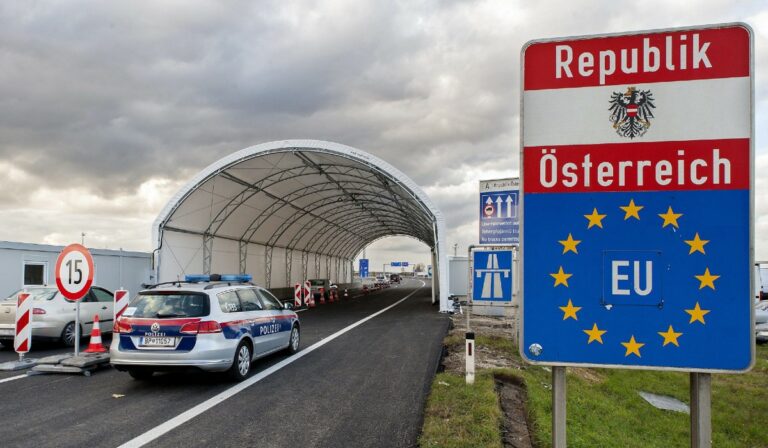Ukrán feltételezett embercsempészt is elfogtak Ausztriában