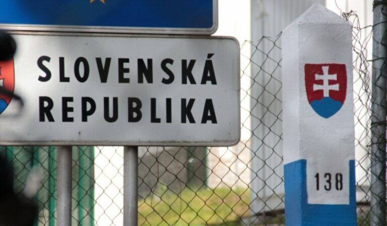 Megváltoznak a Szlovákiába történő be- és átutazás szabályai
