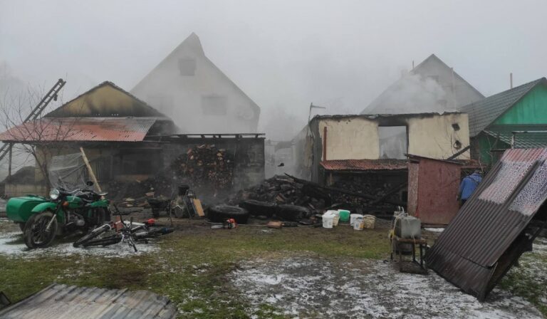 Tűz pusztított a Huszti járásban