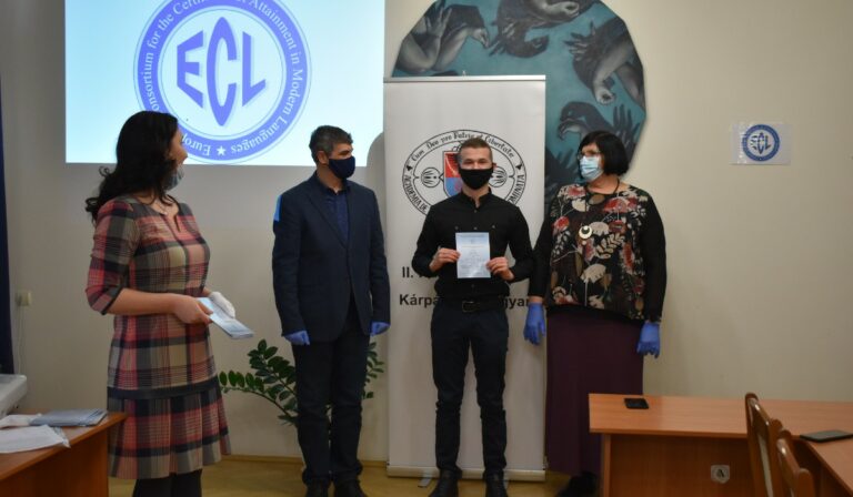 Tizenkilencen tettek sikeres ECL nyelvvizsgát a Rákóczi‐főiskolán