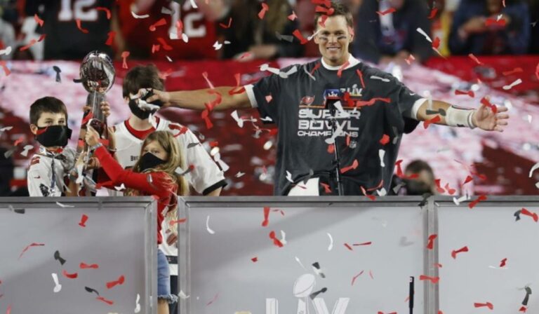A Tampa Bay Buccaneers nyerte a Super Bowlt