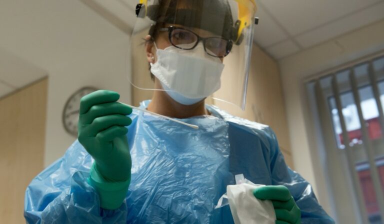 Koronavírus Kárpátalján: 31 új fertőzött, 1 áldozat