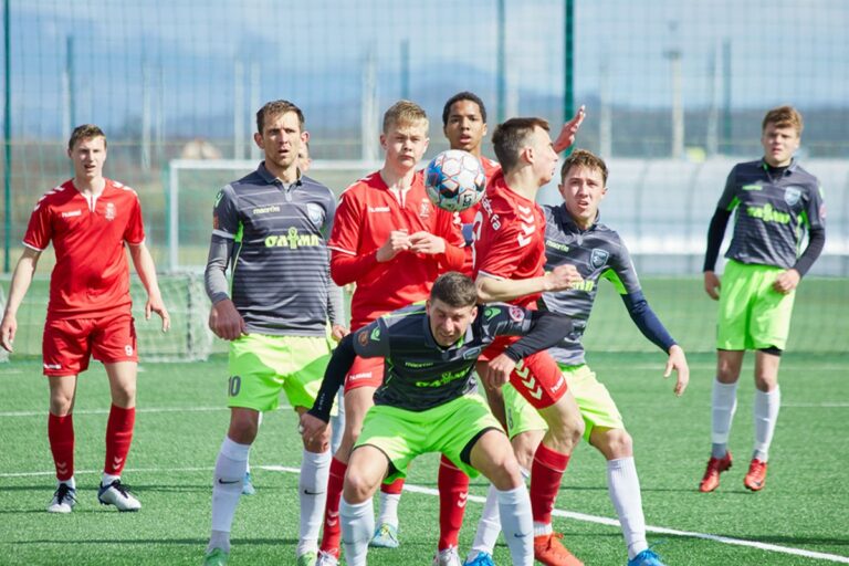 Ismét győzött az Ungvári FC, MFA–Szőlős FC az elődöntőben