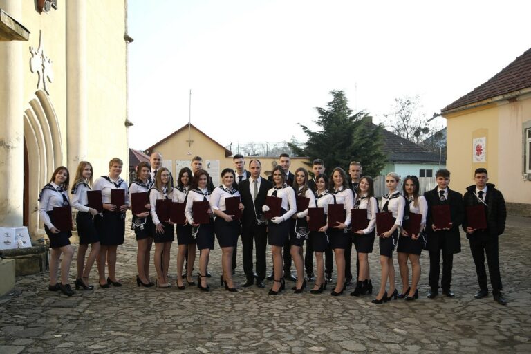 Diplomaátadó ünnepség a Rákóczi-főiskola Szakgimnáziumában
