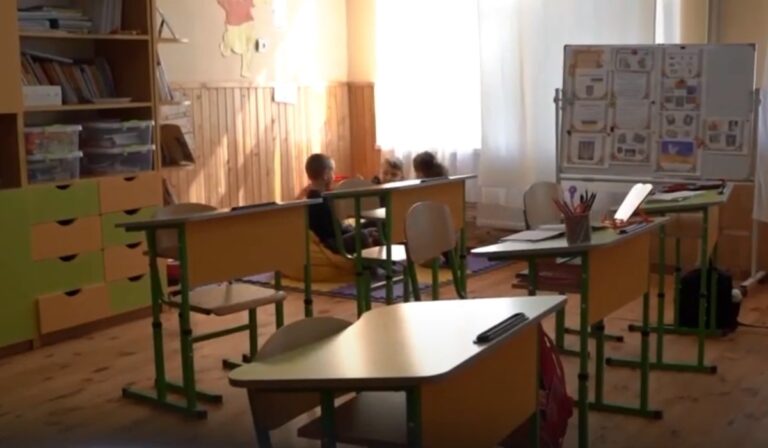 Előtérbe kerülnek a bázisiskolák Kárpátalján