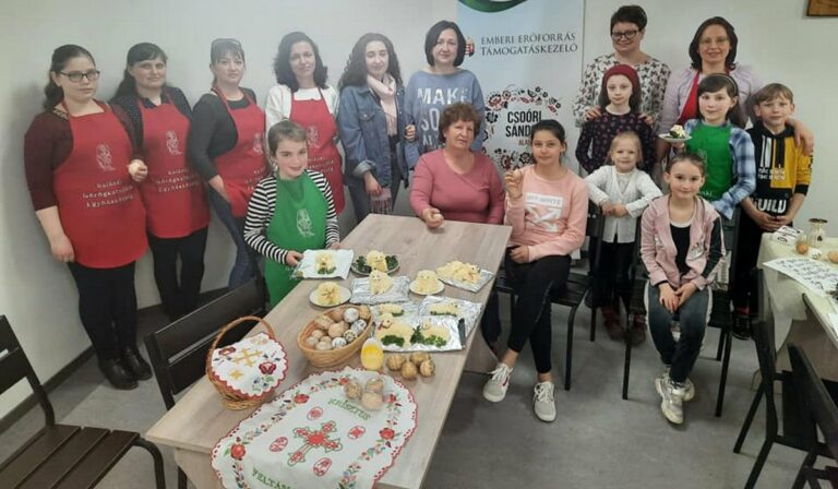 Húsvét előtti kézműves foglalkozást tartottak az Ortutay-központban