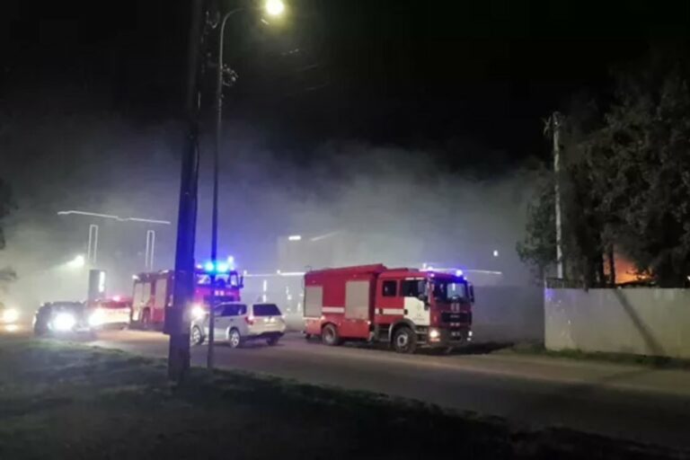 Tűz ütött ki egy többemeletes épületben Ungváron