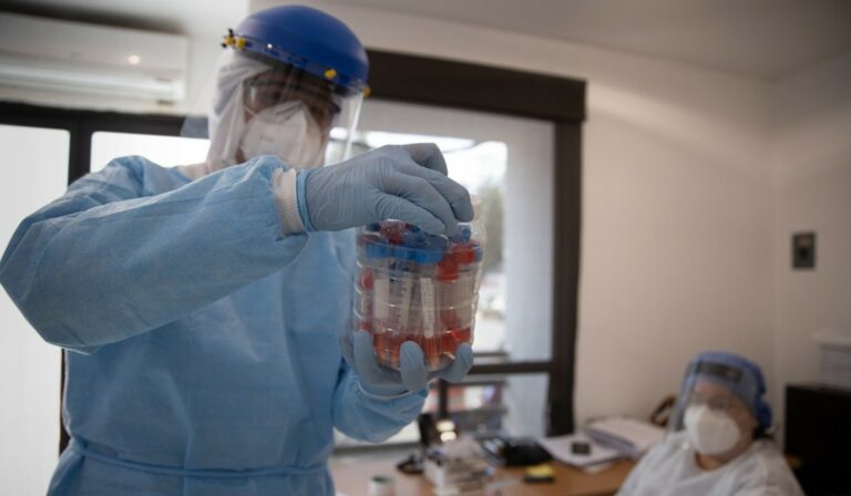 Átlépte a kétmilliót a megbetegedések száma Ukrajnában