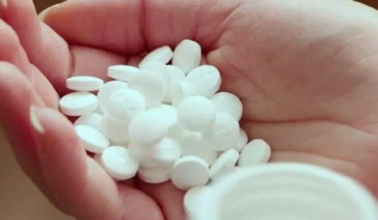 Húszmillió dollár értékben kapott gyógyszereket Ukrajna az Egyesült Államoktól