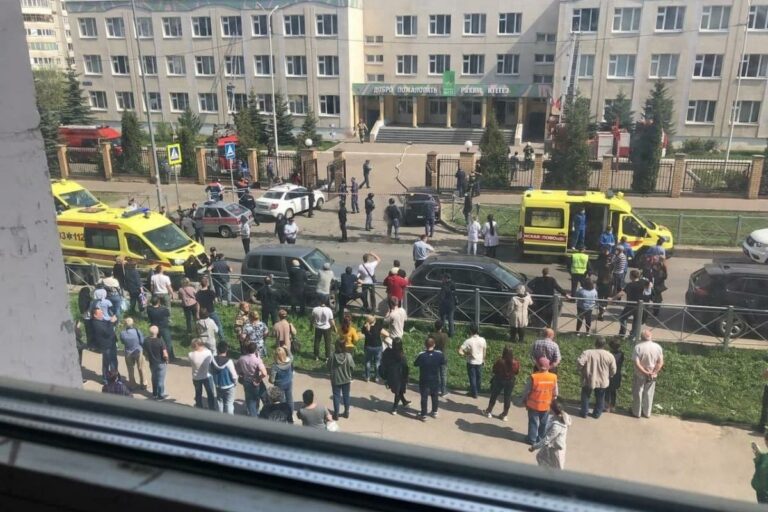 Nyolc gyerek és egy tanár vesztette életét egy iskolai lövöldözésben Oroszországban