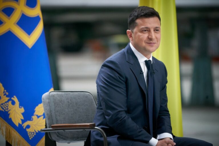 Zelenszkij: meg kell védeni az Ukrajnában élő nemzeti kisebbségeket