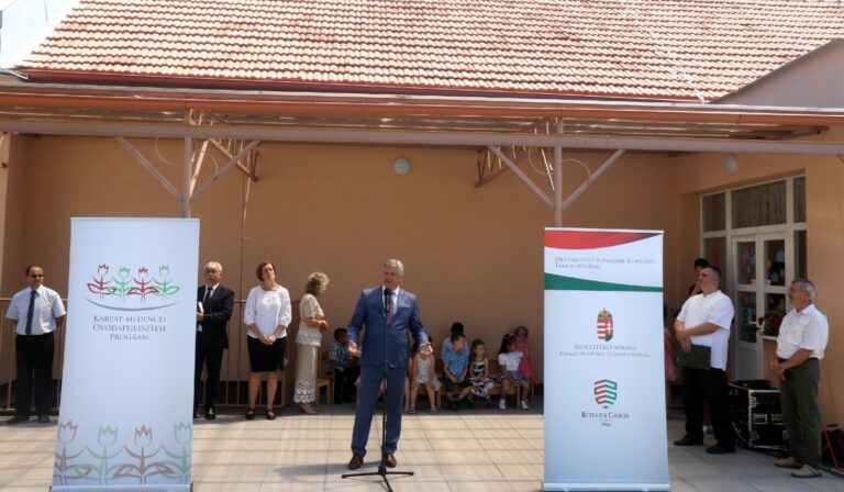 Grezsa: a Kárpát-medencei óvodaprogram a közép-európai együttműködést is segíti