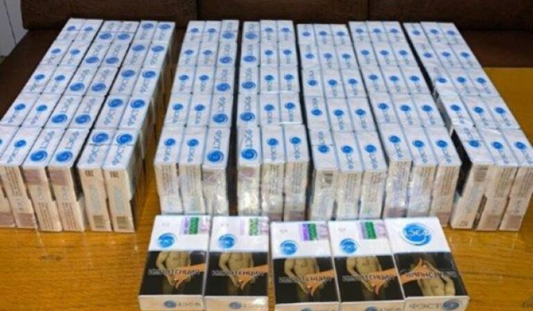 Csempészett cigarettát találtak egy nemzetközi személyvonaton