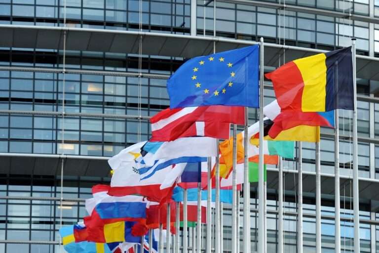 „Az EU-nak hiányosságai vannak a nemzeti kisebbségvédelem terén”