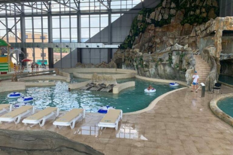 Megnyitotta kapuit a „Karpatia” Aquapark