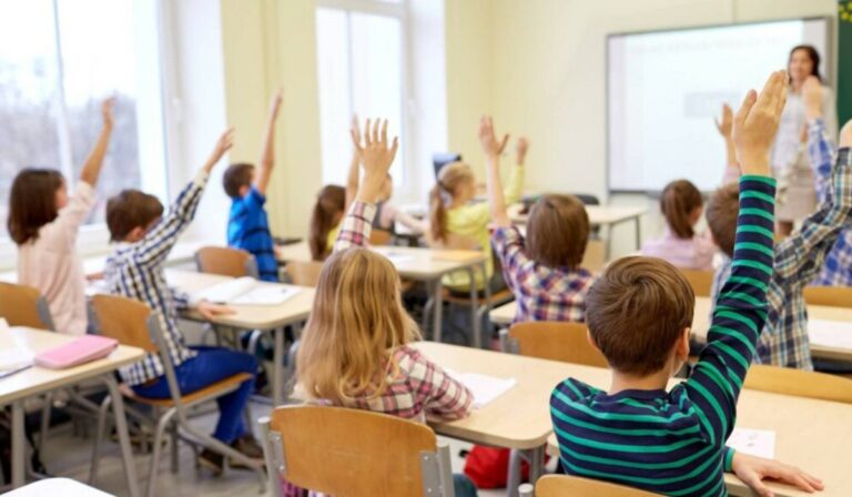 Közel tízezer ukrán gyerek tanul a szlovák iskolákban