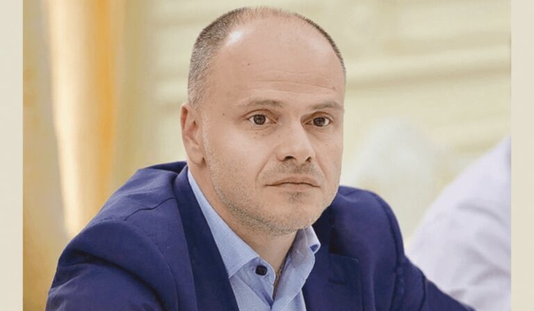 Raduckij: az Európai Unió is segíthet növelni az ukránok oltakozási kedvét