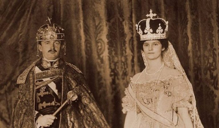 109 éve koronázták meg az utolsó magyar királyt