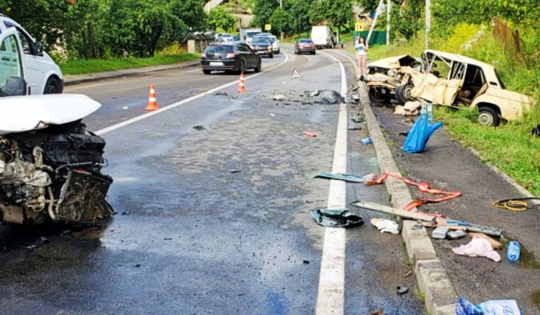 Baleset történt a Kijev–Csap autóúton, heten megsérültek