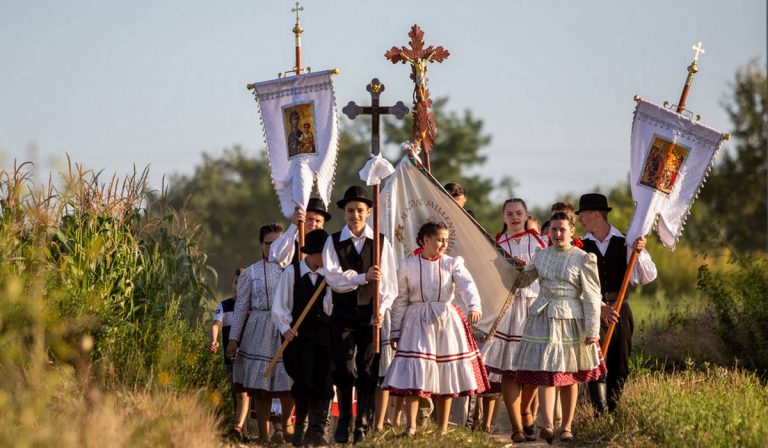 Szent liturgiában is megemlékeztek Szent István királyról Tiszacsomán