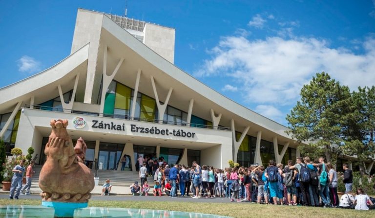 Idén 110 ezer gyermek nyaralhatott az Erzsébet-táborokban
