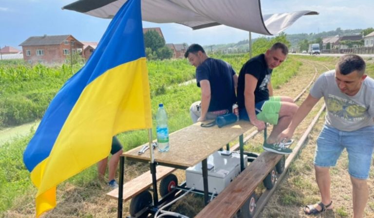 Jótékonysági rendezvényt szerveznek a Borzsavölgyi kisvasút megmentésére