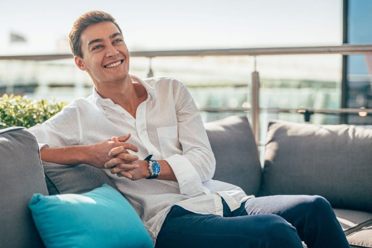 F1: George Russell lesz Hamilton csapattársa 2022-től