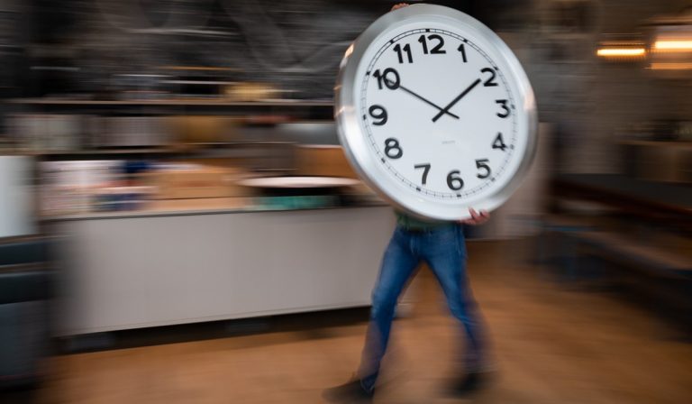 Október végén elkezdődik a téli időszámítás