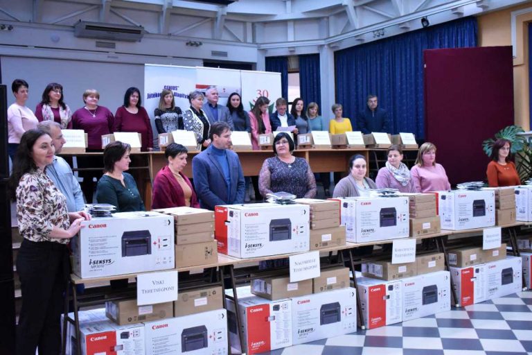 Újabb eszközökkel gazdagodtak a „GENIUS” Tehetségpontok