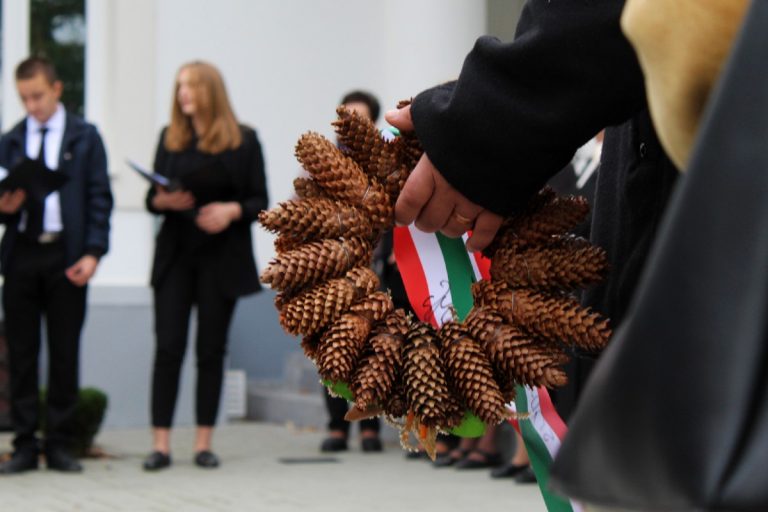 Báró Perényi Zsigmond emlékére
