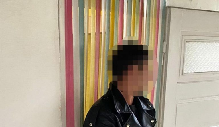 A szomszédok kapták el a részeg betörőt Feketeardóban