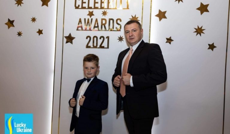 Kárpátaljai apa és fia kapta meg a Celebrity Аwards 2021 díjat