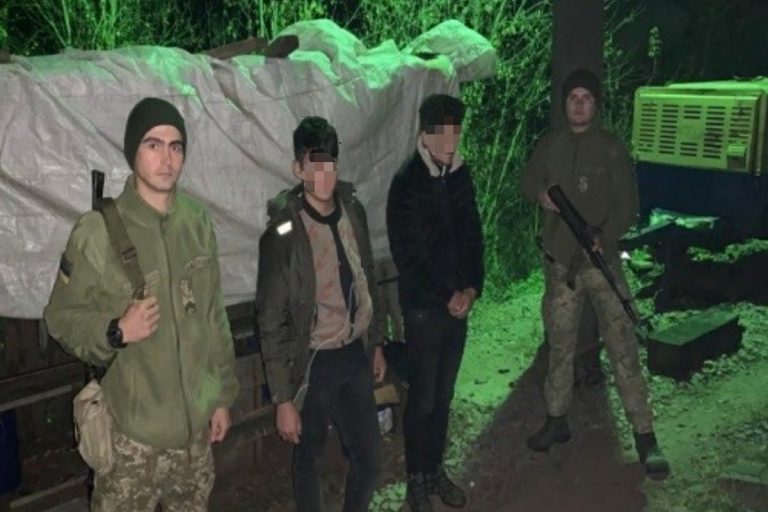 Két illegális bevándorlót vettek őrizetbe Szalókánál