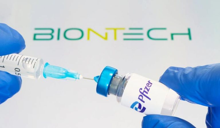 BioNTech: a harmadik oltás jelentősen megerősíti az immunválaszt