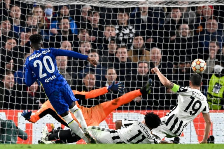 Sima Chelsea győzelem a Juventus ellen, továbbjutott a Manchester United