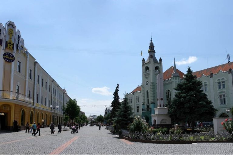 Munkácson is megszólalnak a szirénák