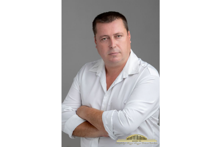 Színfalak mögött: Szabó Imre színművész