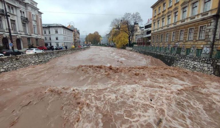 Áradásokat okozott az esőzés Bosznia-Hercegovinában