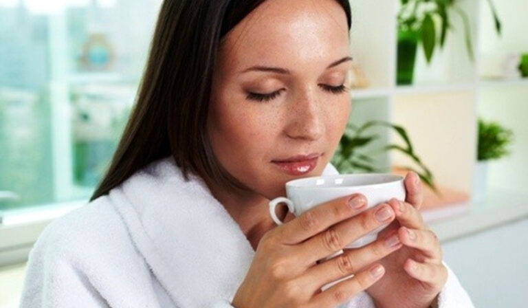 5 hatékony vízhajtó tea lábdagadásra