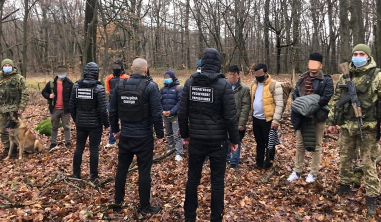 Illegális bevándorlókat fogtak el Ungvár közelében