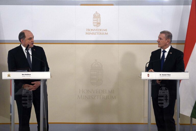 Benkő: Magyarország elkötelezett a NATO iránt