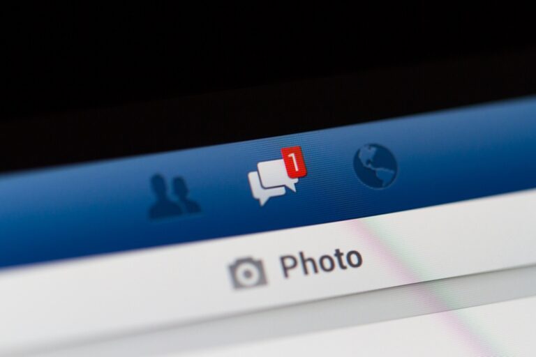 Gyanús üzeneteket kapnak a Facebookon az ukrajnai lakosok