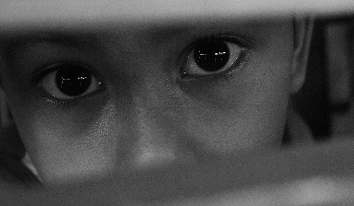 gyerek ijedt félelem