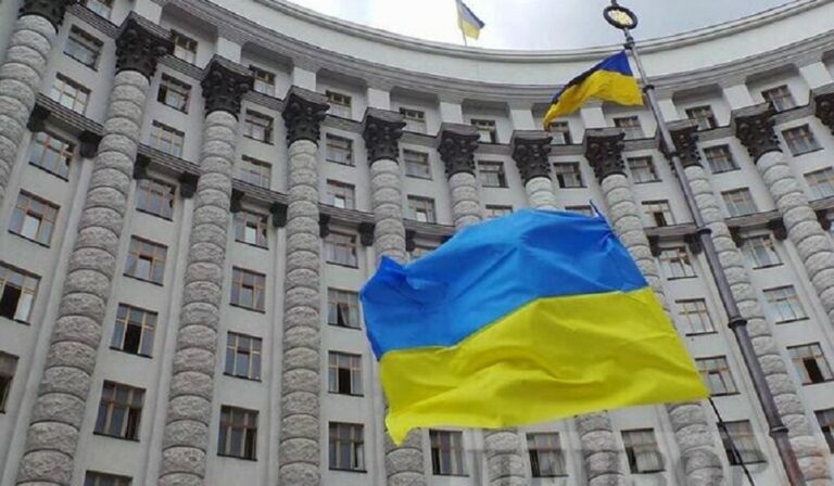 Az ukrán helyzetről tárgyalnak hétfőn az uniós külügyminiszterek