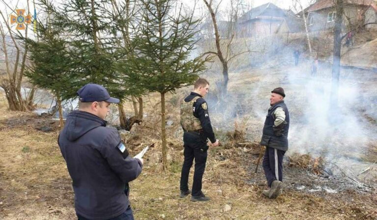 Egy nap, félszáz illegális avarégetés Kárpátalján