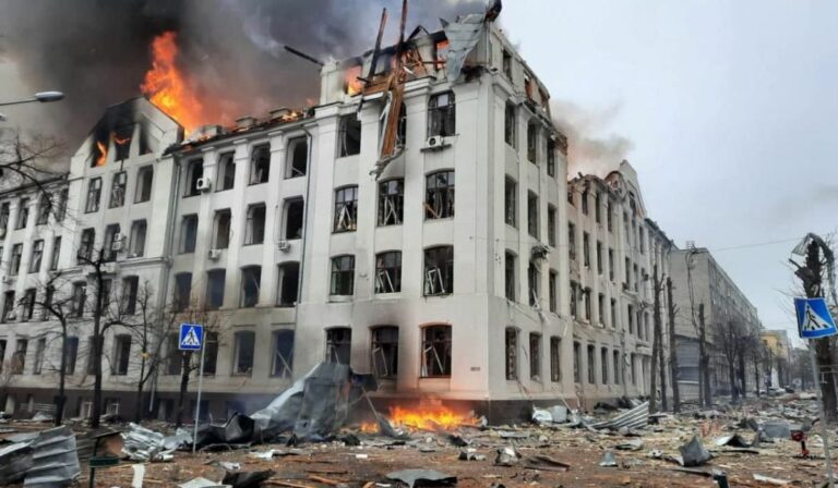 Harkiv ismét tűz alatt