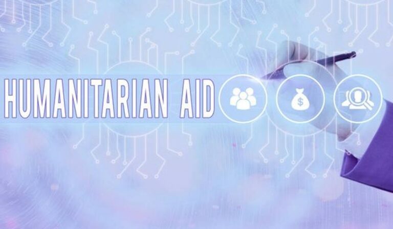 Hatalmas humanitárius szállítmány érkezett Ukrajnába