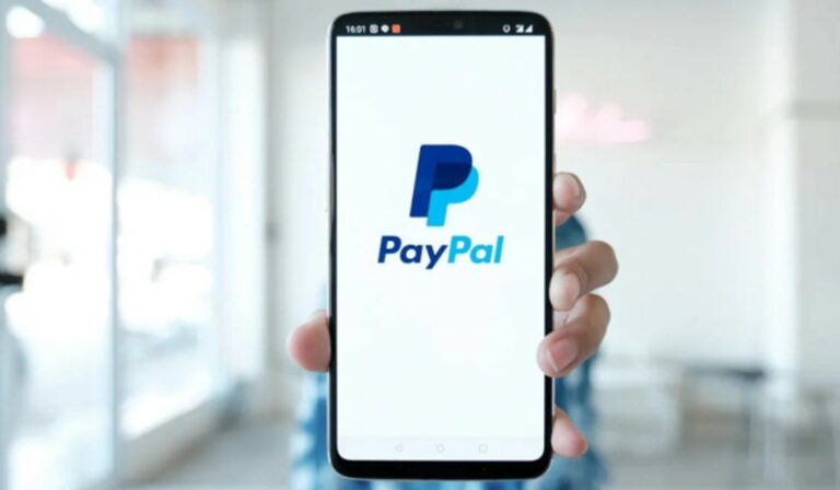 A PayPal blokkolja az oroszok e-pénztárcáját