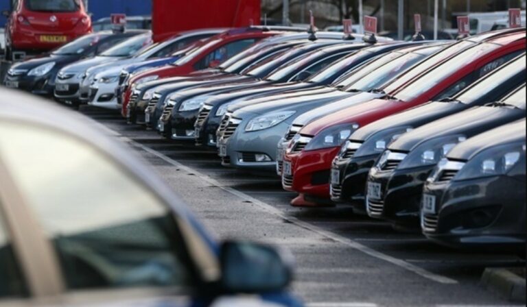 Eltörölték a gépjárművek vámkezelésére vonatkozó adókat Ukrajnában